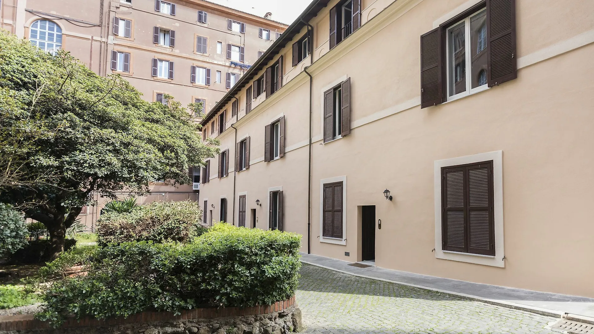 アパート Lovely 1Br In San Pietro / Vaticano By Sonder ローマ